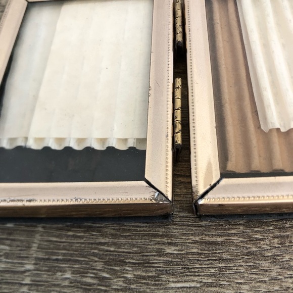 Vtg Double Picture Frame - Picture 8 of 11